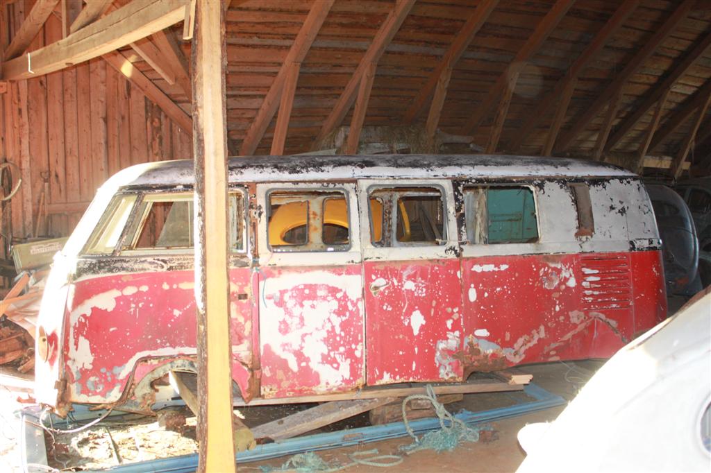 Image may have been reduced in size. Click image to view fullscreen.