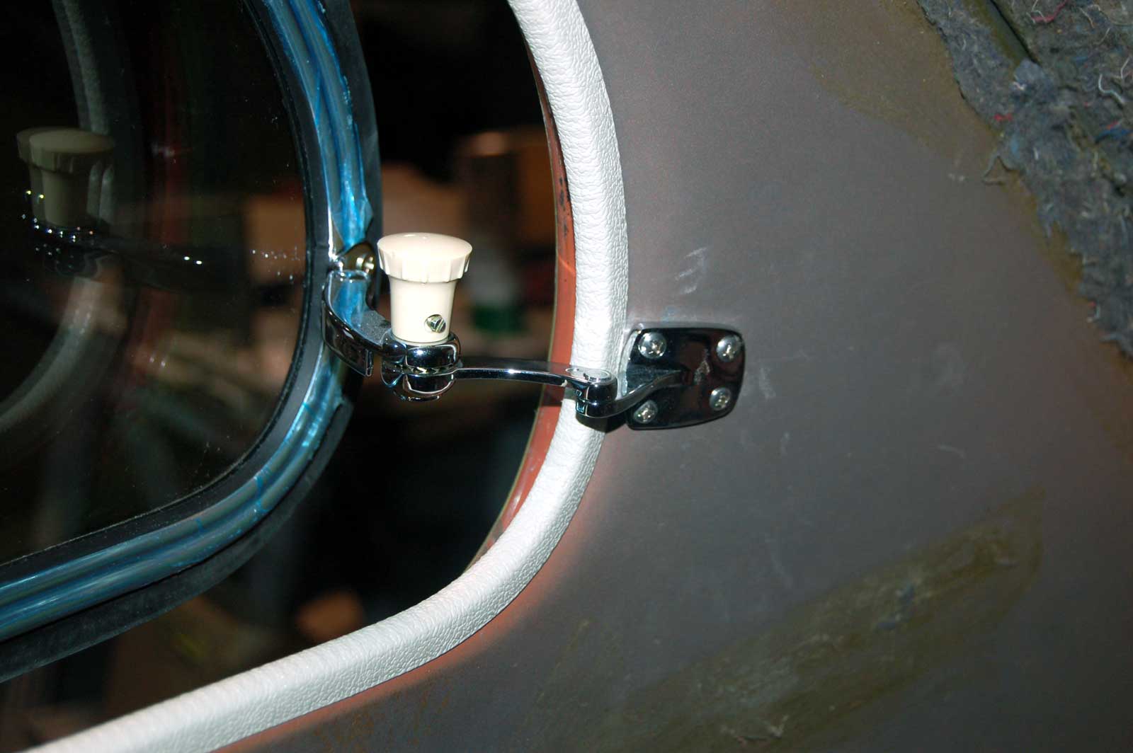 Image may have been reduced in size. Click image to view fullscreen.