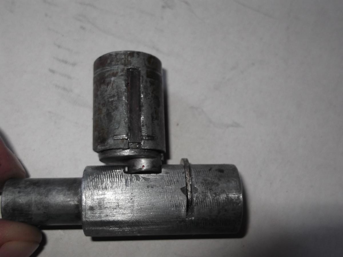 Image may have been reduced in size. Click image to view fullscreen.