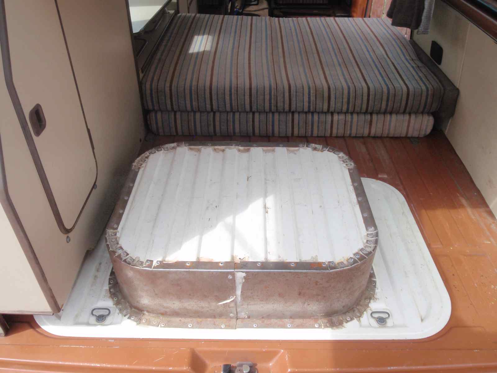 Image may have been reduced in size. Click image to view fullscreen.