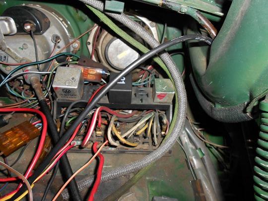 TheSamba.com :: Beetle - Late Model/Super - 1968-up - View ... 3 wire ignition switch wiring diagram vw bug 