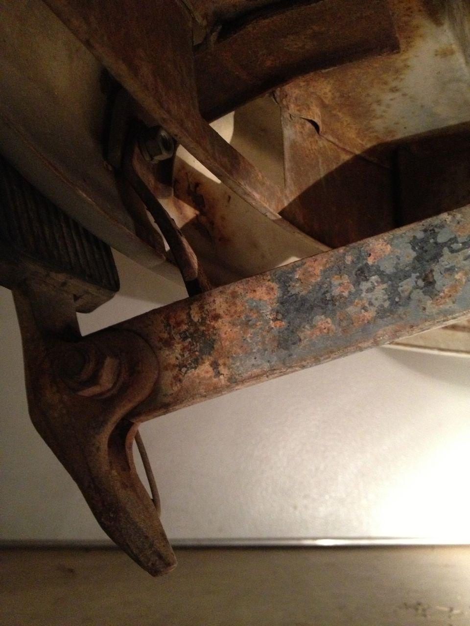 Image may have been reduced in size. Click image to view fullscreen.