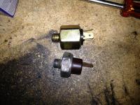 Oil pressure switch