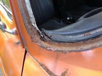 windshield rust