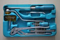 A Different Rectangular Hazet Tool Kit