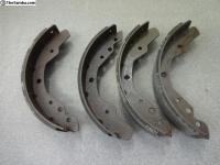 72 only t2 rear brake shoes 211 609 537K