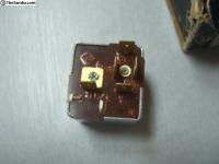 70 Only NOS 411 941 583A low-high beam relay