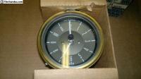 NOS 241 957 069 clock for bay dated 7.73