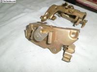 NOS door lock right and left 211 837 016 G, 211 837 015 G