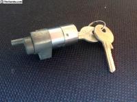 t2b NOS 211 843 710 B Sliding door lock cylinder 74-79