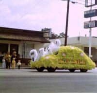 Conejo Valley Days parade with VW float, 1971