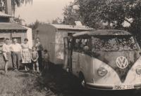 PGSG Standard Microbus with huge camping trailer