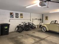 Garage Art