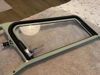 Vent window assembly