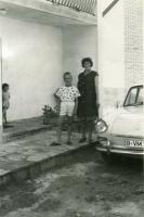 1964 or 1965 Notchback and family