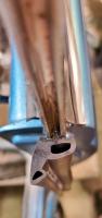 convertable quarter window upright seal