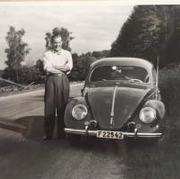 Old pictures of our 1952 split bug