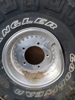 Bent Wheels. The Reason Why offroad racers use inner tubes