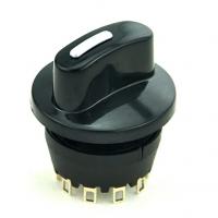 Rotary switch for multiple senders