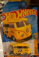 Hot Wheels Moon Eyes Shorty Bus