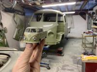 VW T1 Crew Cab Kolumbus painting