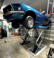 Scissor lift