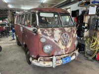 Sarah’s 1966 Bus