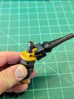 Fuel injector with jetronic connector