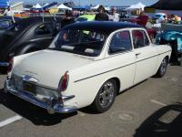 2-tone White and Black Notchback