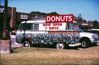 Doughnut bus