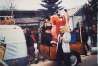 2002 Ullr Fest Parade, Freaks in a Kombi
