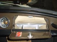 Type 34 Glove Box Divider