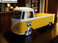 Single cab Pedal car