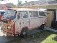 1971 VW Deluxe Bay Window Bus