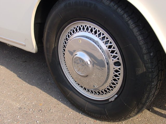 Image may have been reduced in size. Click image to view fullscreen.